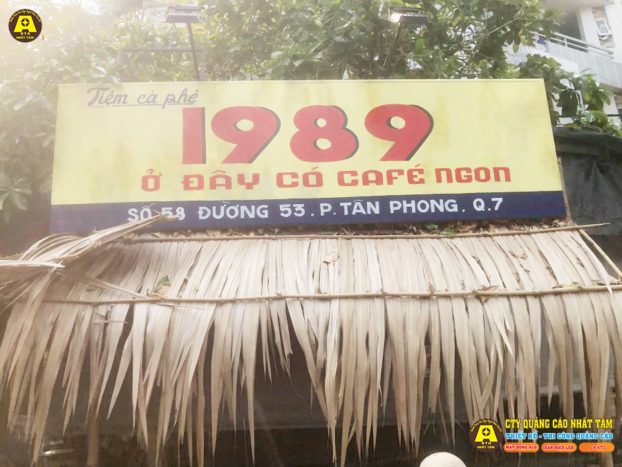 Bảng-hiệu-về-tây-cổ-điển